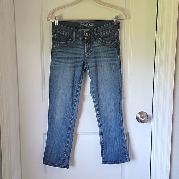 Old Navy Rockstar Crop Distressed Jeans - Size 4 - Picture 1 of 12